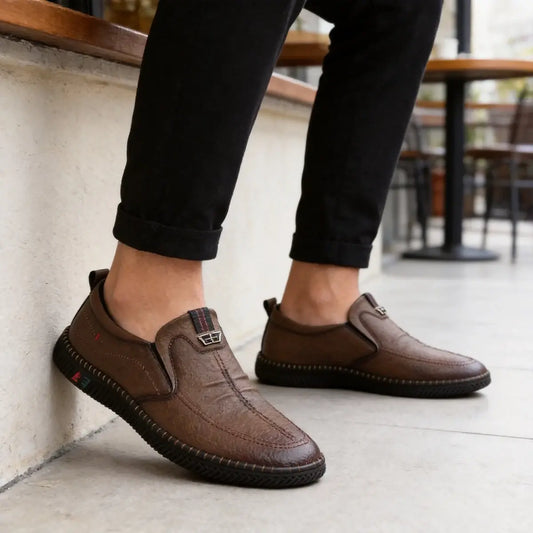 [38–44]👞Mehki usnjeni čevlji za starejše moške｜Zračni in udobni｜Brezbolečna hoja ves dan