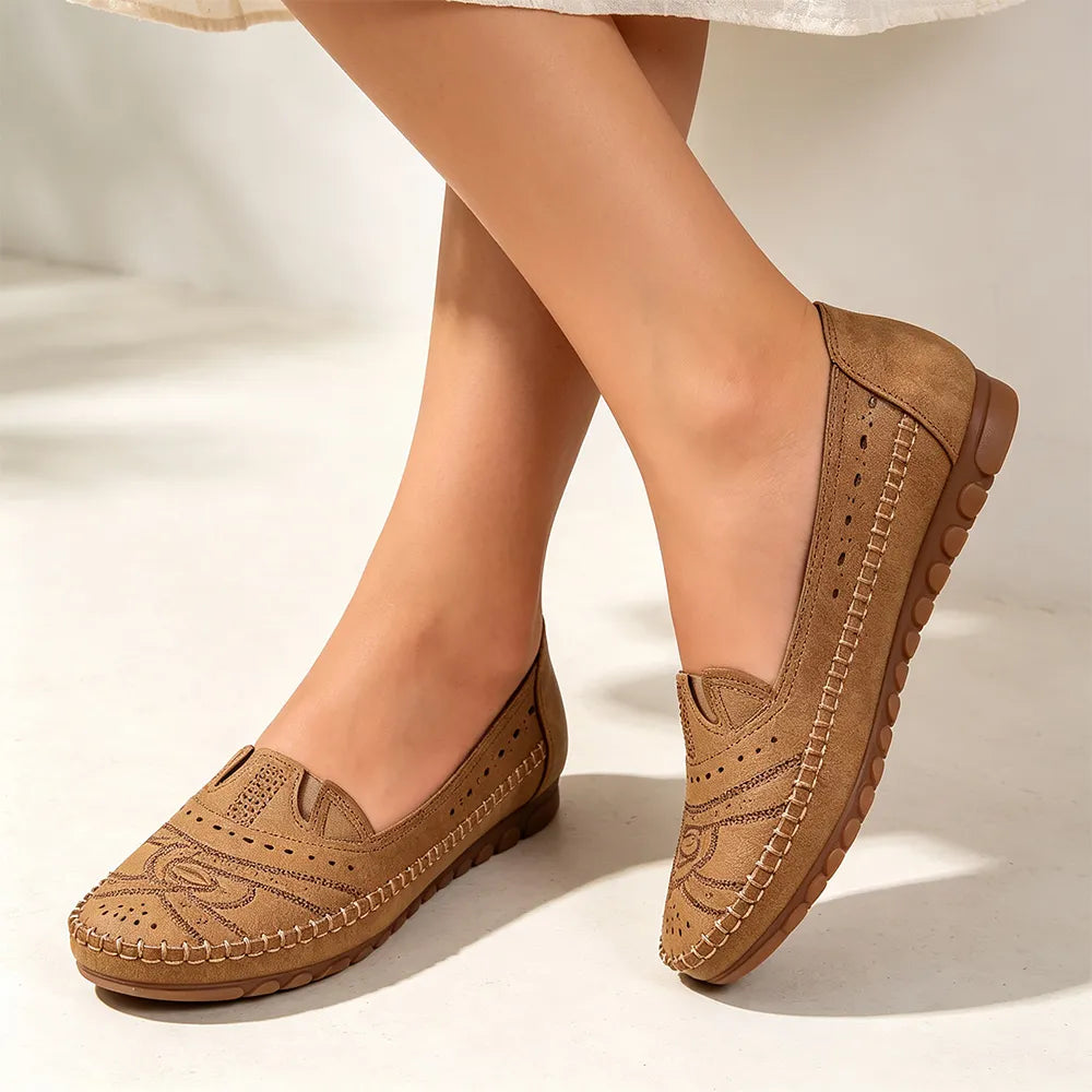 😍【36-43】Retro stil, perforirane balerinke za prosti čas｜Mehak podplat, udobje za vsak dan｜Razširljive, večje velikosti