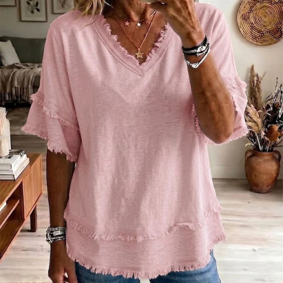 Nowości na lato 2026 👚 Modna Bluzka Boho z Frędzlami i Dekoltem V: Lekka, Wygodna i Stylowa