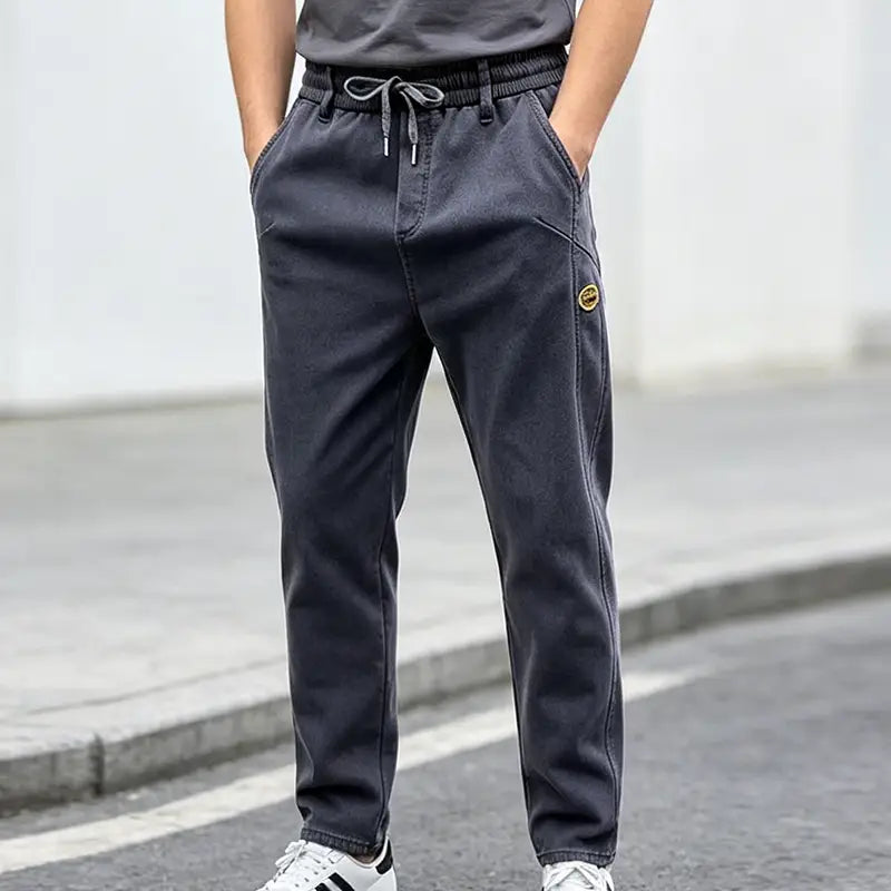 👖【M-6XL】Męskie luźne jeansy – elastyczne, wygodne, odporne na zabrudzenia i odpowiednie do pracy