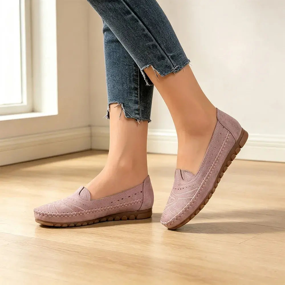 😍【36-43】Retro stil, perforirane balerinke za prosti čas｜Mehak podplat, udobje za vsak dan｜Razširljive, večje velikosti
