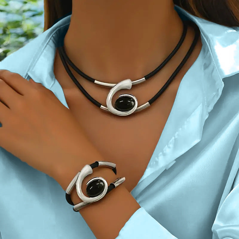 ✨🔥【Kup jeden, a drugi dostaniesz gratis】Zestaw naszyjnika i bransoletki w stylu boho z kamieniami szlachetnymi